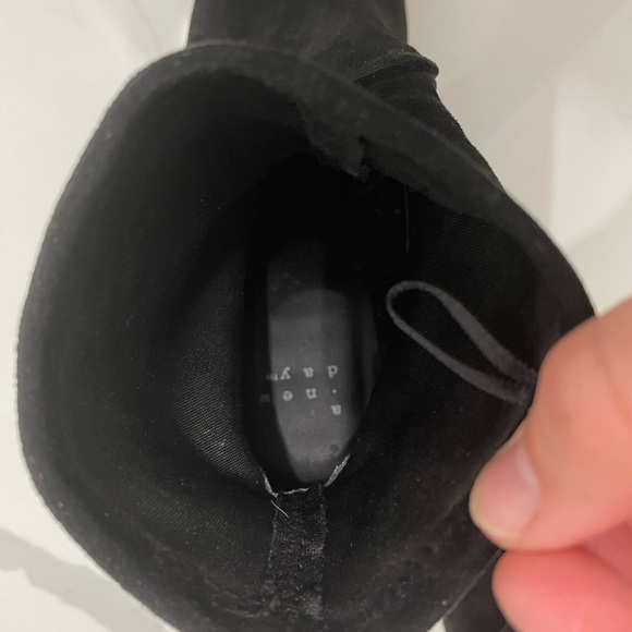 Black booties - Picture 6 of 6